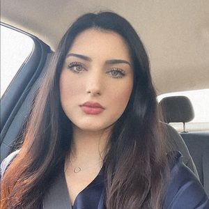 Meet your Posher, Tamina